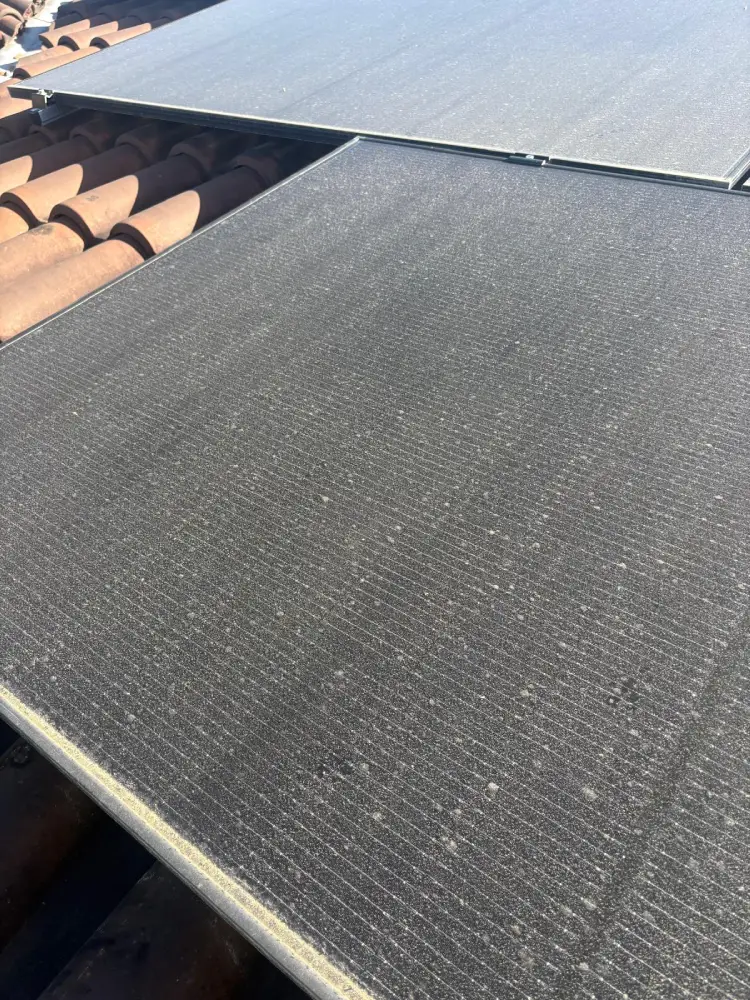 entreprise nettoyage panneaux solaires