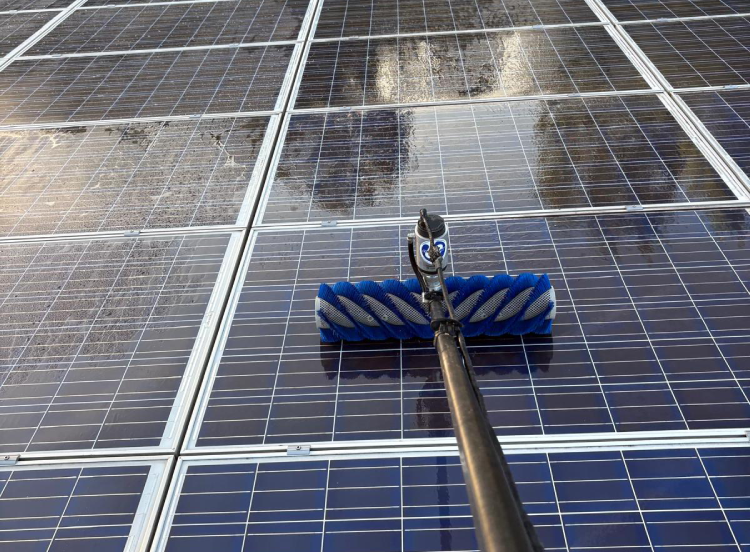 societe nettoyage panneau photovoltaique le bouscat